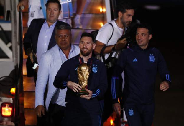 विश्वकप जितेको अर्जेन्टिनाका खेलाडी स्वदेश पुगे